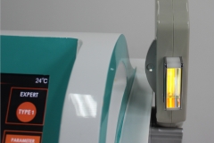 handle on machine03